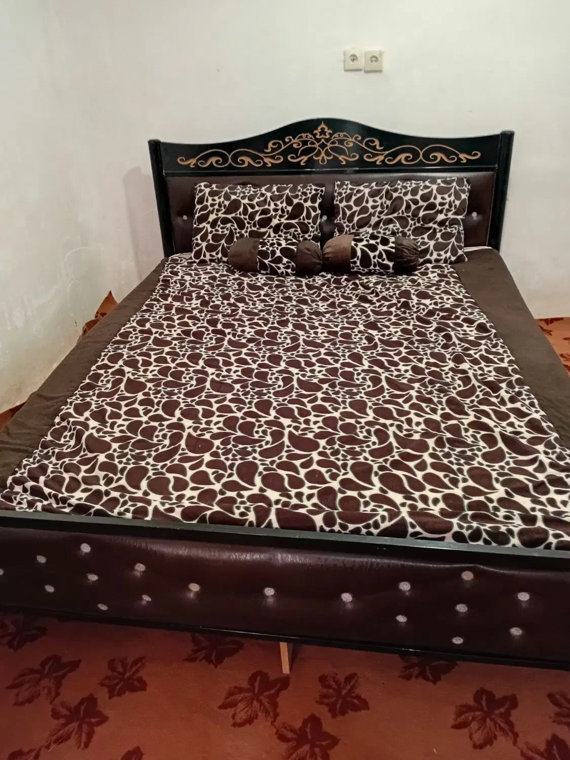 سرویس خواب دو نفره چوبی|تخت و سرویس خواب|سوسنگرد, |دیوار