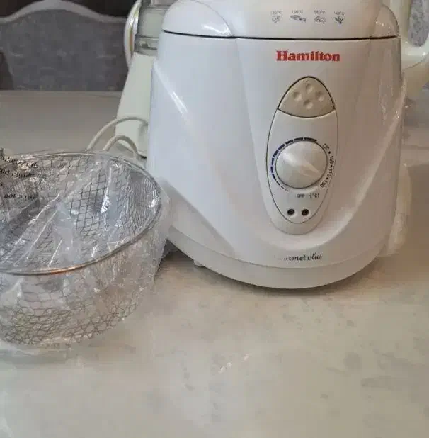 تخت تاشو روتختی پرده ست پادری قالیچه بخارپز چایساز|حراج|مشهد, هنرور|دیوار