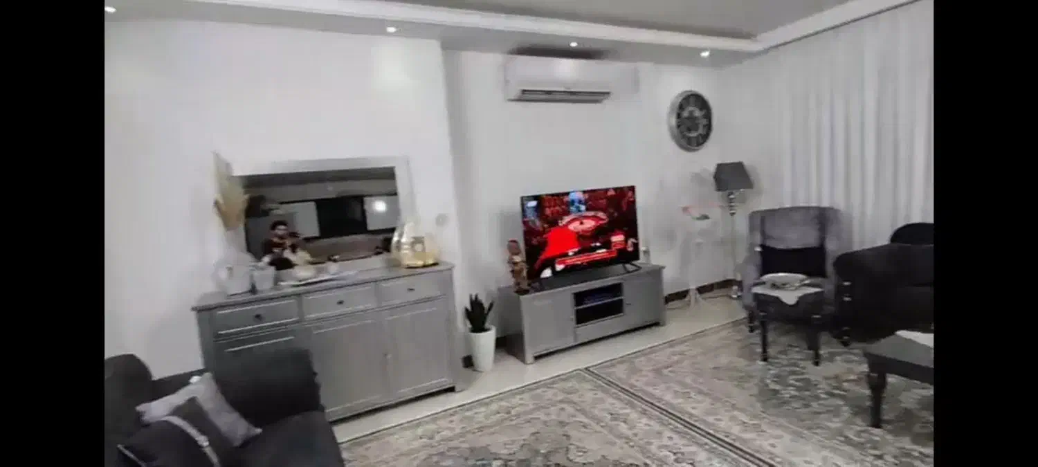 آپارتمان طبقه دوم سر دو نبش|اجارهٔ آپارتمان|مشهد, هفده شهریور|دیوار