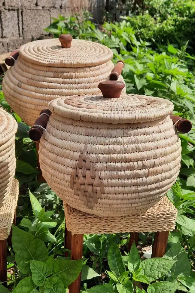 خمره حصیری برنج|صنایع دستی و سایر لوازم تزئینی|رشت, هلال احمر|دیوار
