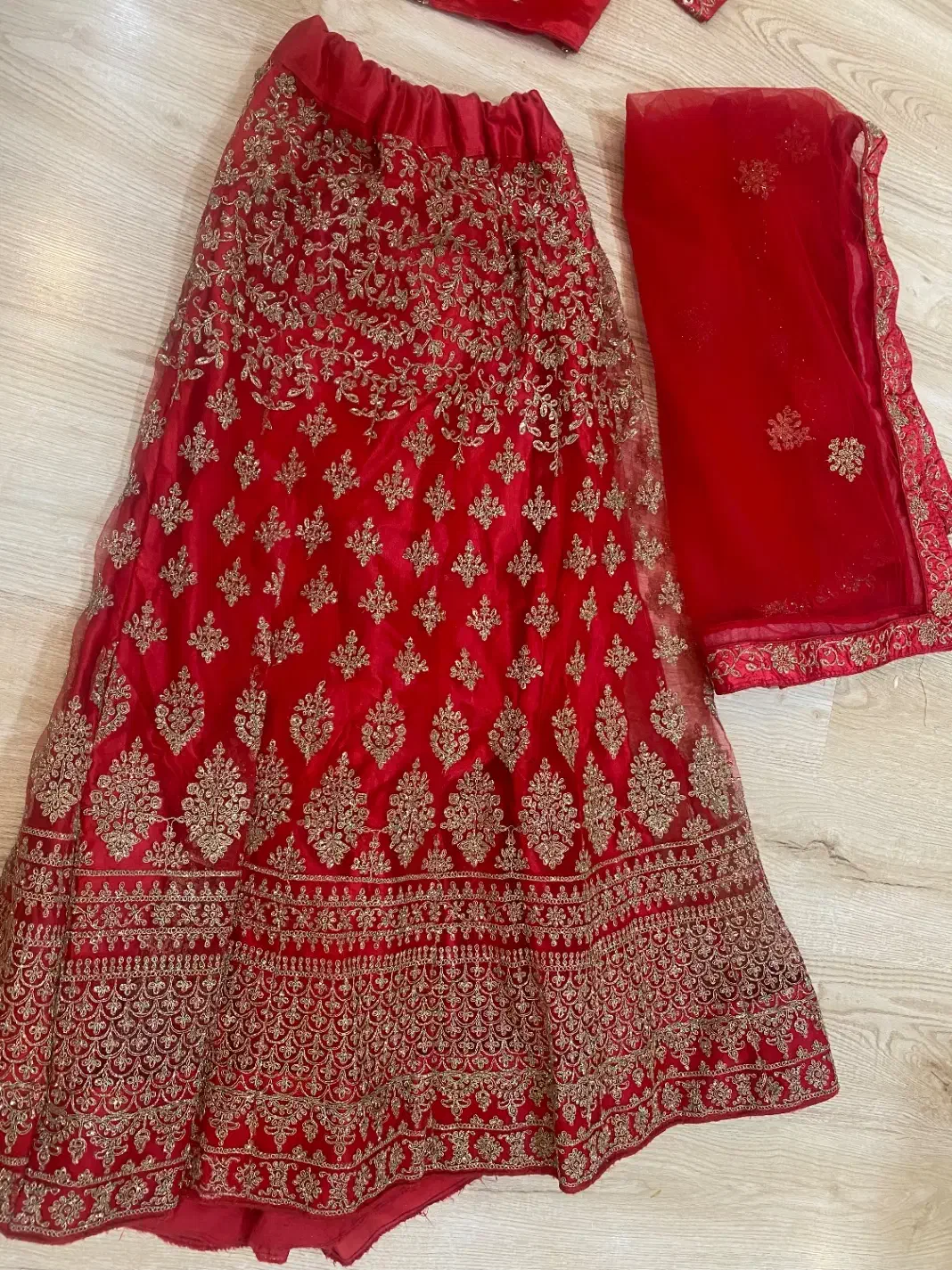 لباس هندی|لباس|بندر کنگان, |دیوار