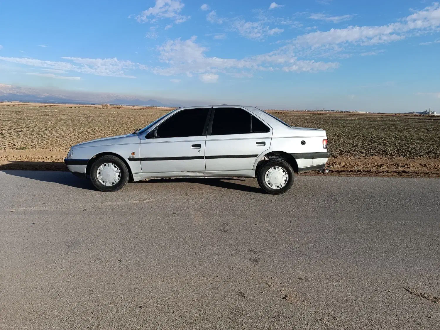 405مدل 89|خودرو سواری و وانت|آبیک, |دیوار