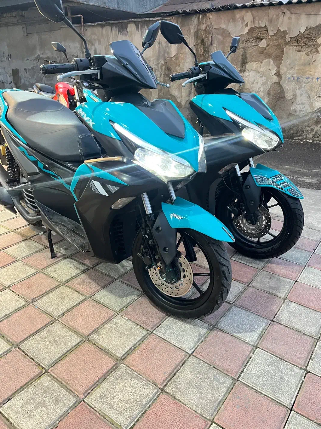 آیروکس مدل۴۰۲«شرایطی»|موتورسیکلت|رشت, یخسازی|دیوار