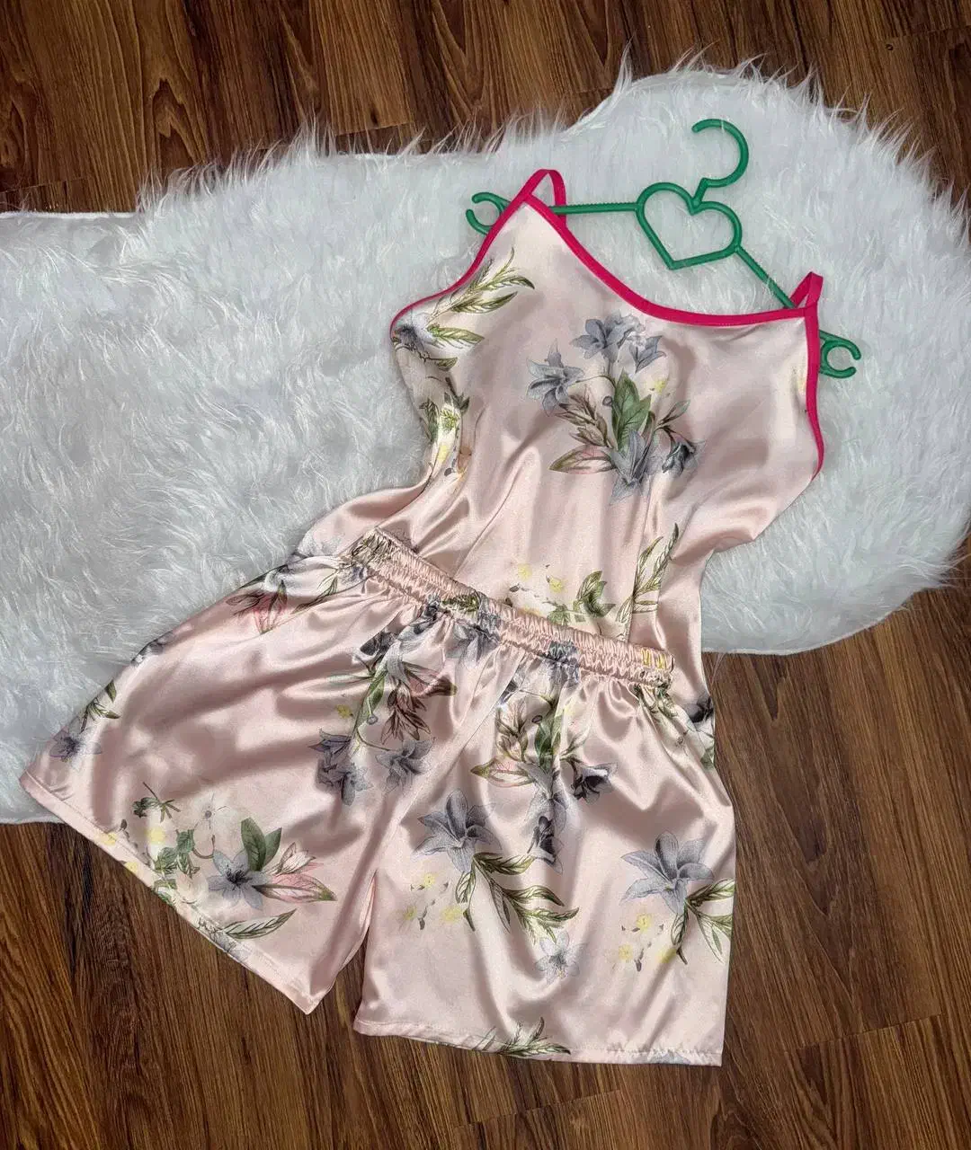 پوشاک راحتی|لباس|شوشتر, |دیوار