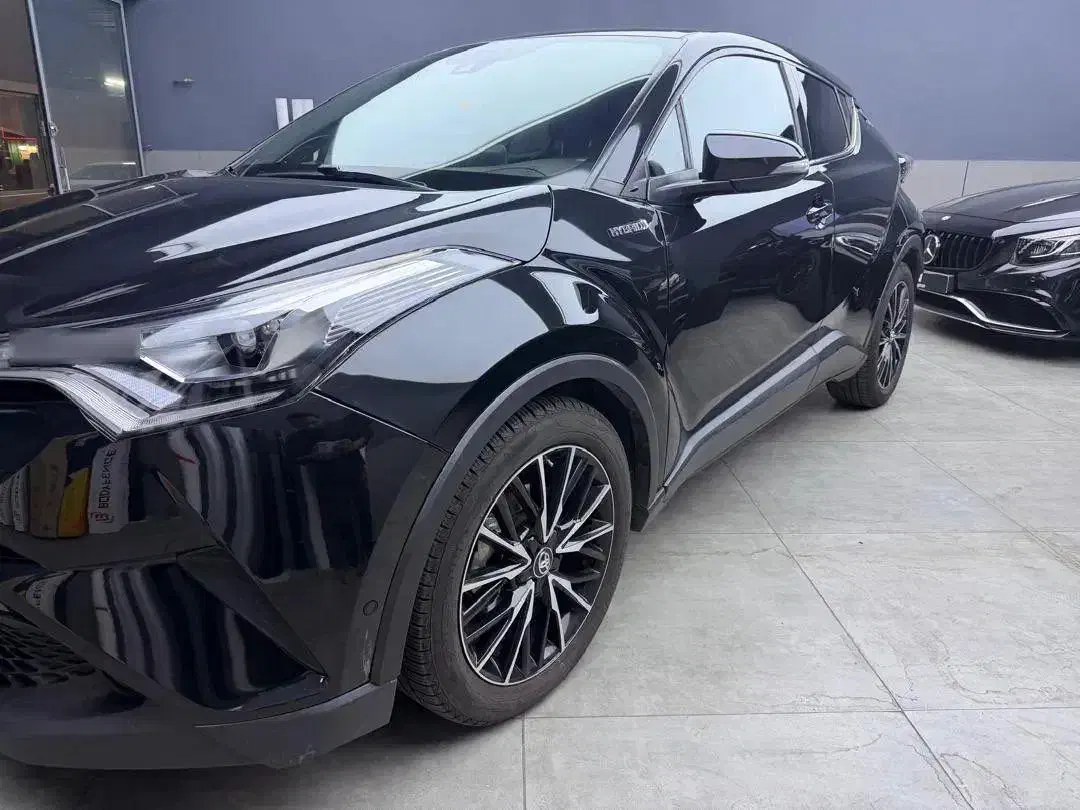 تویوتا Ch-r هیبرید|خودرو سواری و وانت|تهران, نیاوران|دیوار