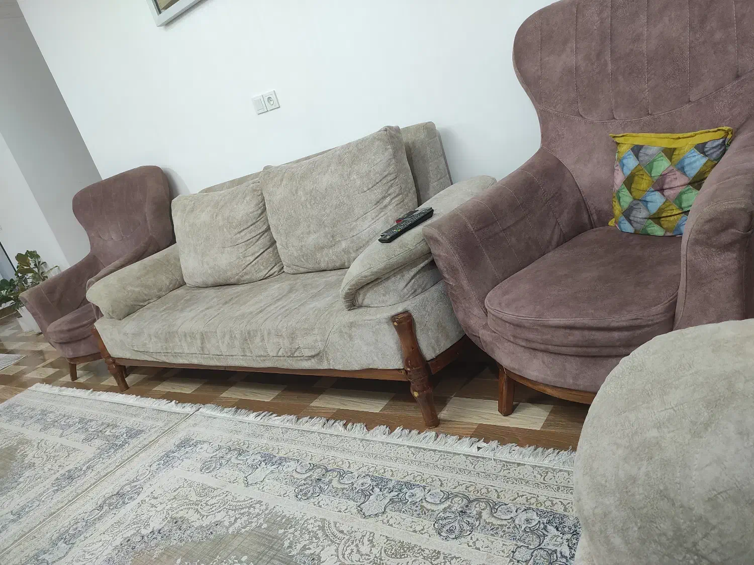 مبل هفت نفره|مبلمان خانگی و میز عسلی|علی‌آباد کتول, |دیوار