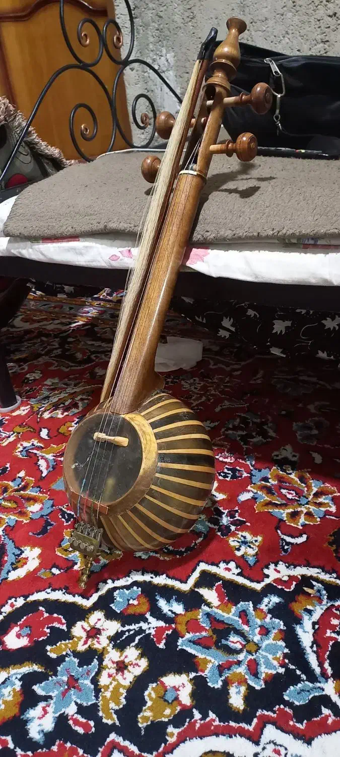 کمانچه نریمان|سازهای سنتی|داراب, |دیوار