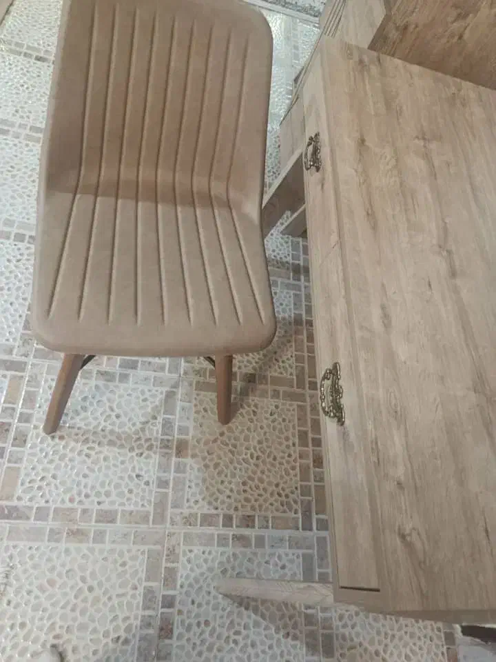 سرویس خواب ومیز تحریرنوجوان در حد نو|تخت و سرویس خواب|کرمانشاه, |دیوار