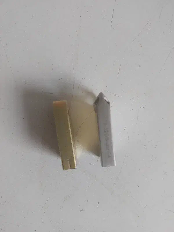 ۲عددفلش۳۲گیگ کاملا ضدآب|قطعات و لوازم جانبی رایانه|همدان, |دیوار