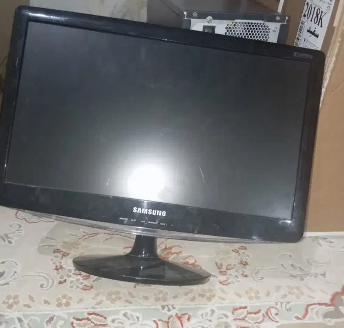 مانیتور|قطعات و لوازم جانبی رایانه|قم, شهر قائم|دیوار