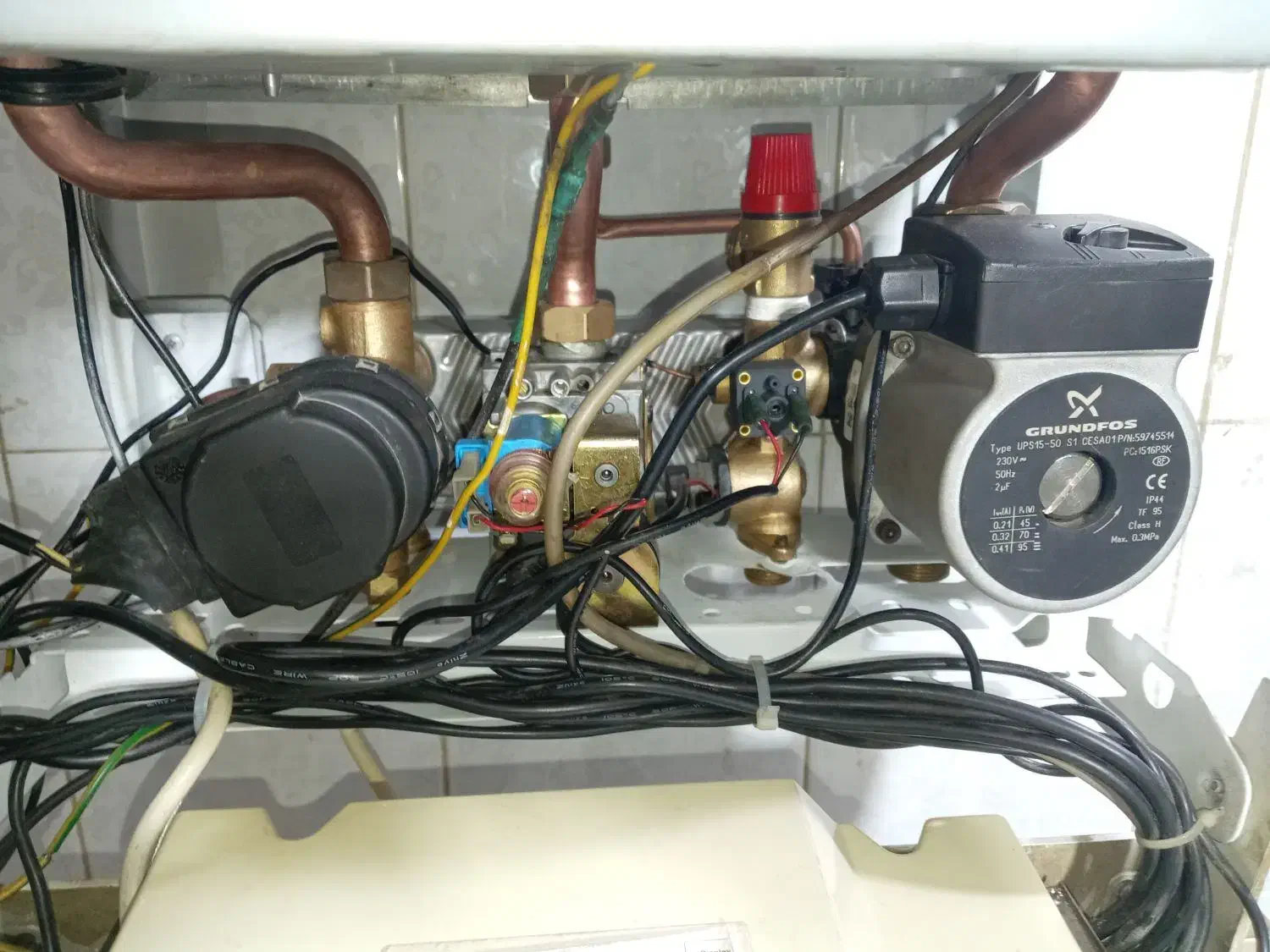 تعمیرات تخصصی پکیج|آبگرمکن، پکیج، شوفاژ|تهران, آهنگ|دیوار