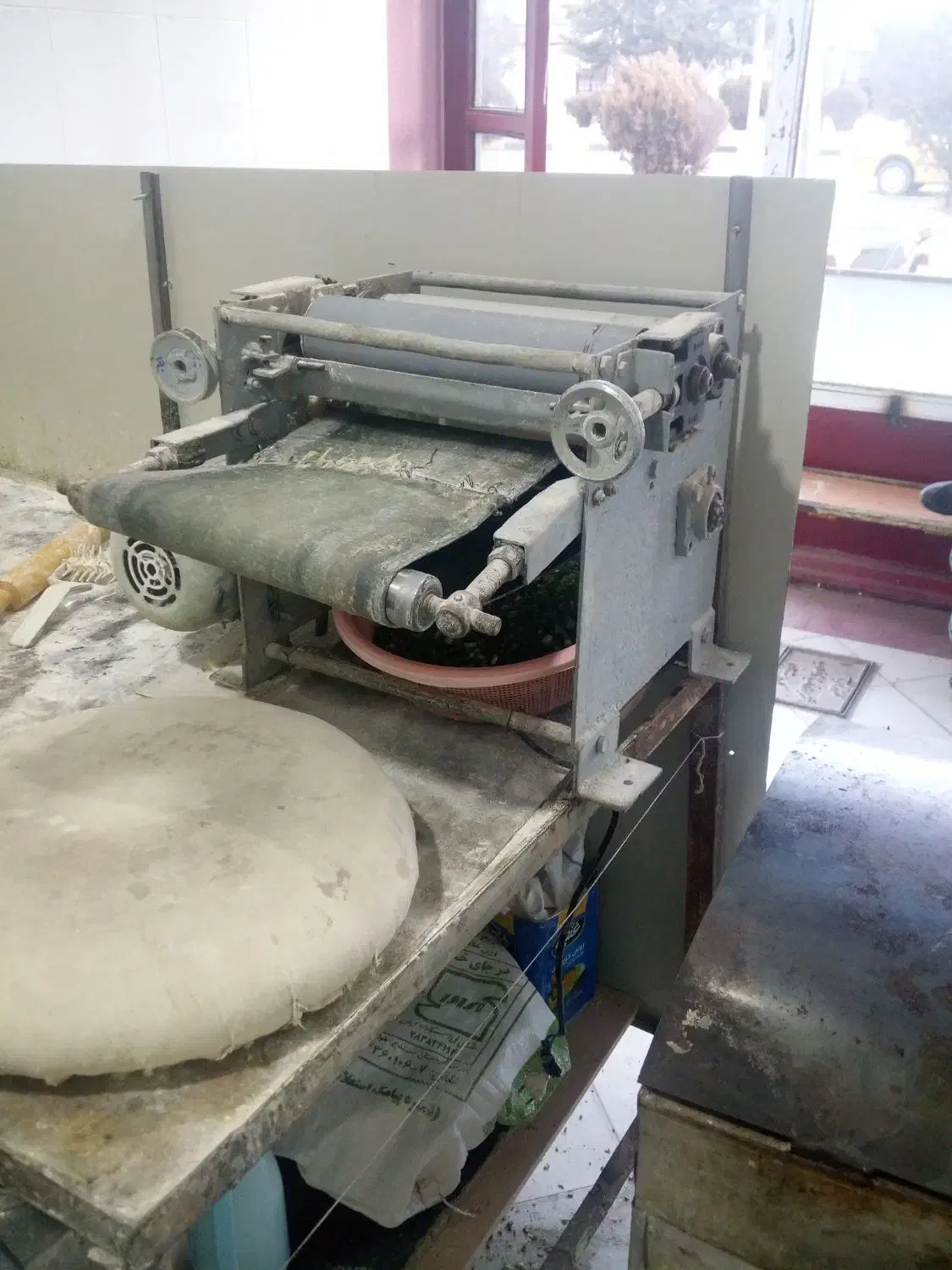 کلیره پزی|خوردنی و آشامیدنی|دهگلان, |دیوار