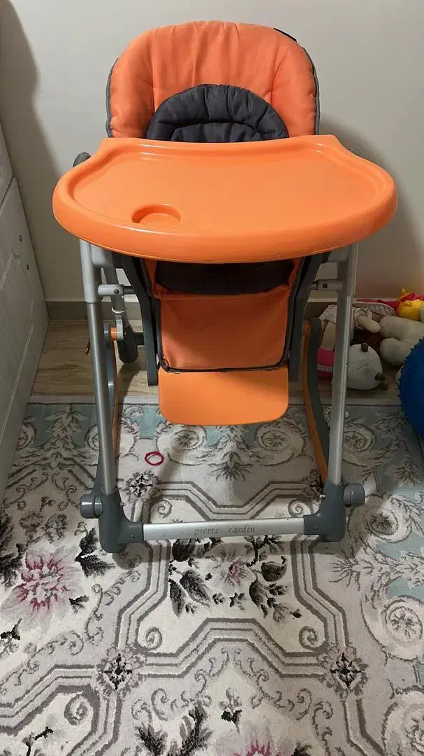 صندلی غذای کودک درحدنو|تخت و صندلی بچه|محمدشهر, همایون ویلا|دیوار