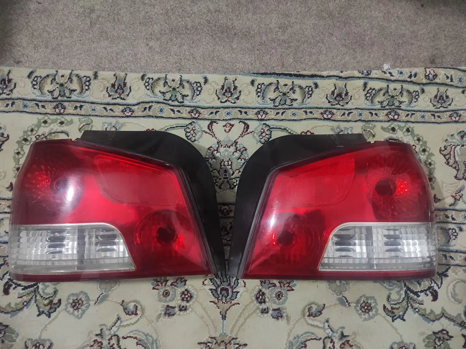 چراغ۱۳۲.فنر.اینه وسط.بوق.مه شکن|قطعات یدکی و لوازم جانبی|گرگان, |دیوار