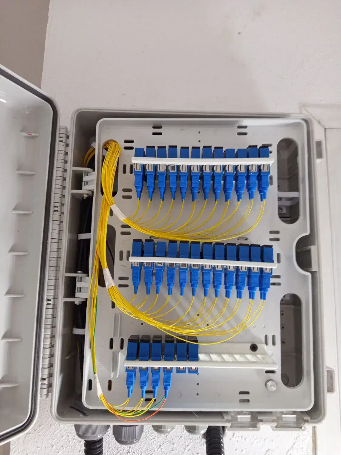 فیوژن فیبر نوری|مودم و تجهیزات شبکه|شیراز, آزادی|دیوار