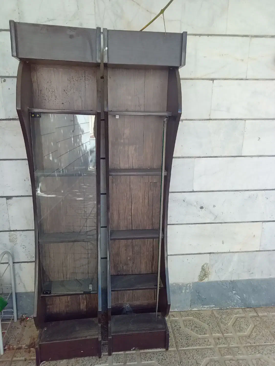 کمد و کیوم مناسب آرایشگاه و کتابخانه|کتابخانه، شلف، قفسه‌های دیواری|زنجان, |دیوار