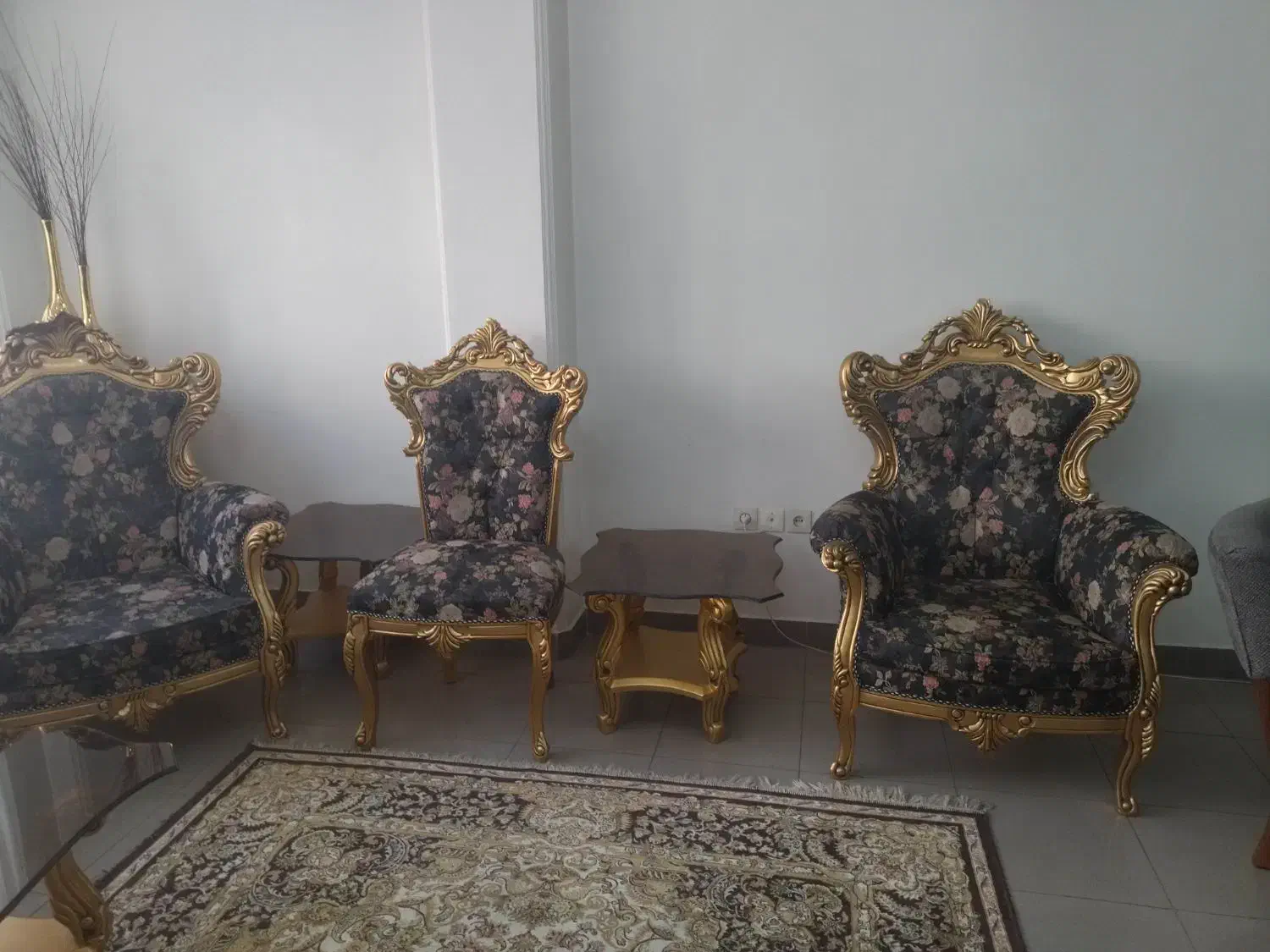 مبل استیل. ۹نفره کاملا سالم|مبلمان خانگی و میز عسلی|تهران, نیلوفر|دیوار