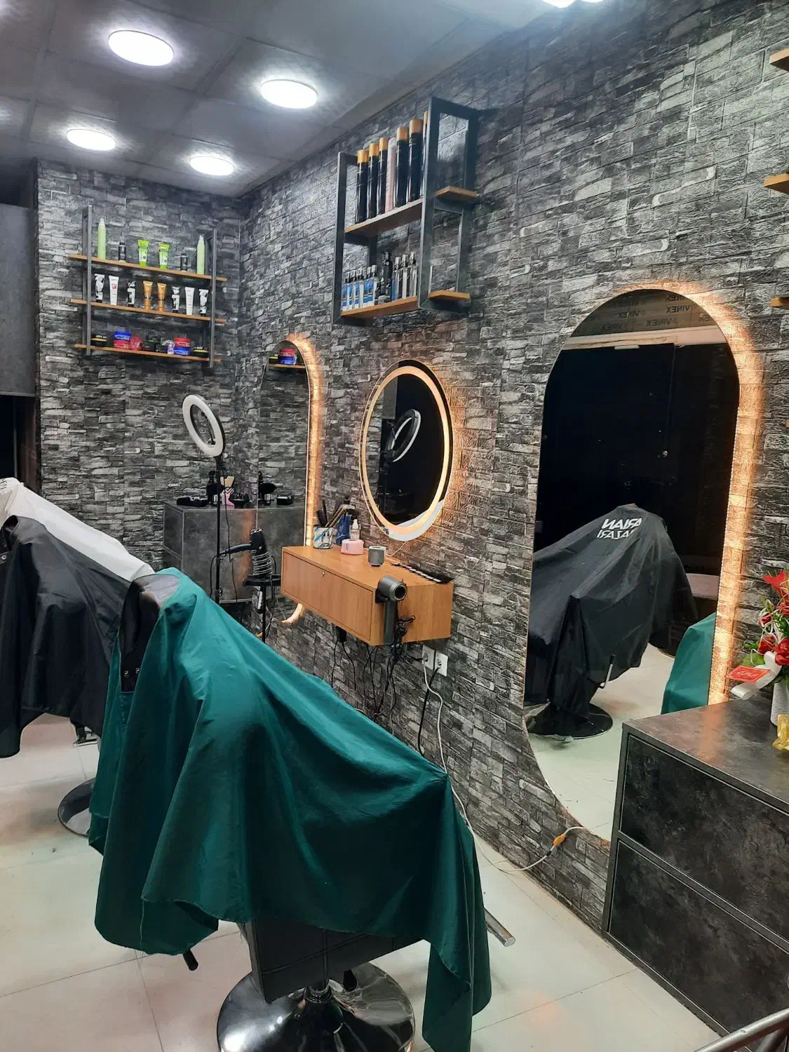 پذیرش کارآموز برای پیرایش مردانه|استخدام درمانی، زیبایی، بهداشتی|فومن, |دیوار