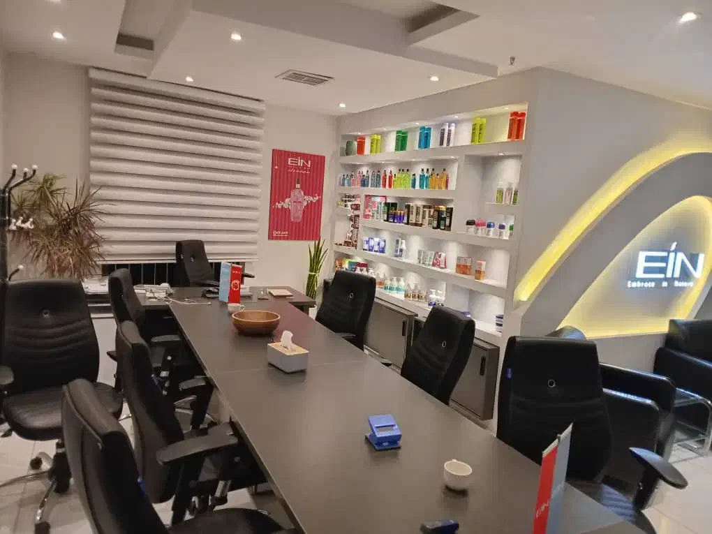 اجاره ۷۵متر پارکینگ دار سند اداری درختی|اجارهٔ دفتر کار، اتاق اداری، مطب|کرج, مهرویلا جنوبی|دیوار