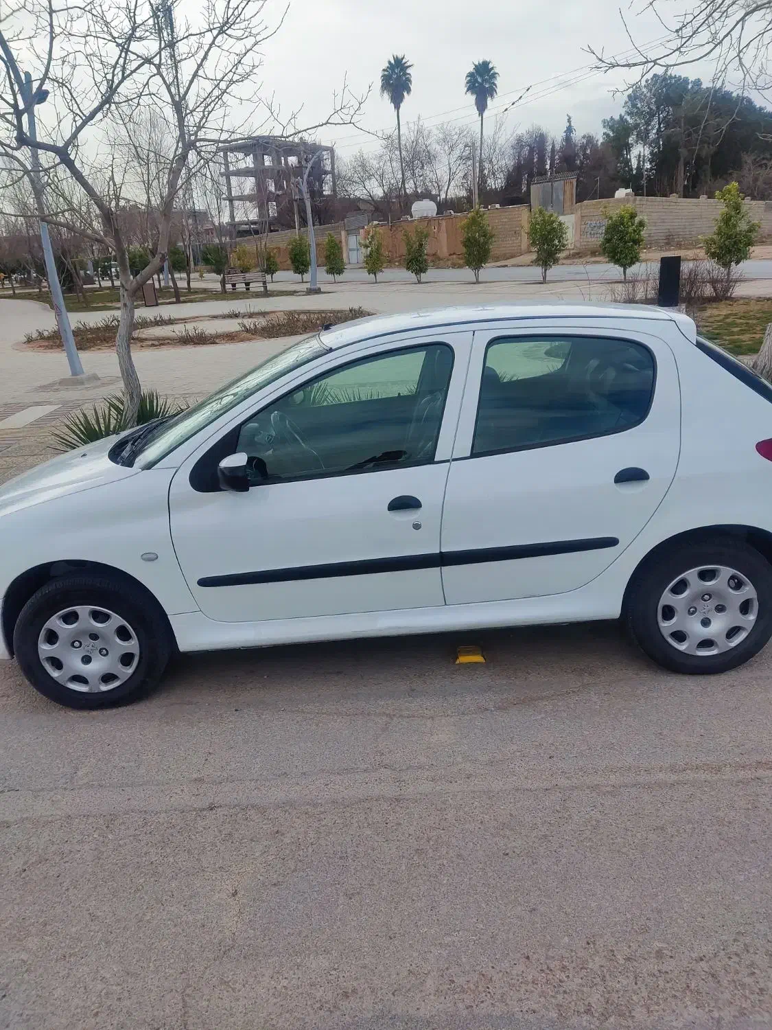 206 مدل 90 تیپ 2|خودرو سواری و وانت|شیراز, مسلم|دیوار