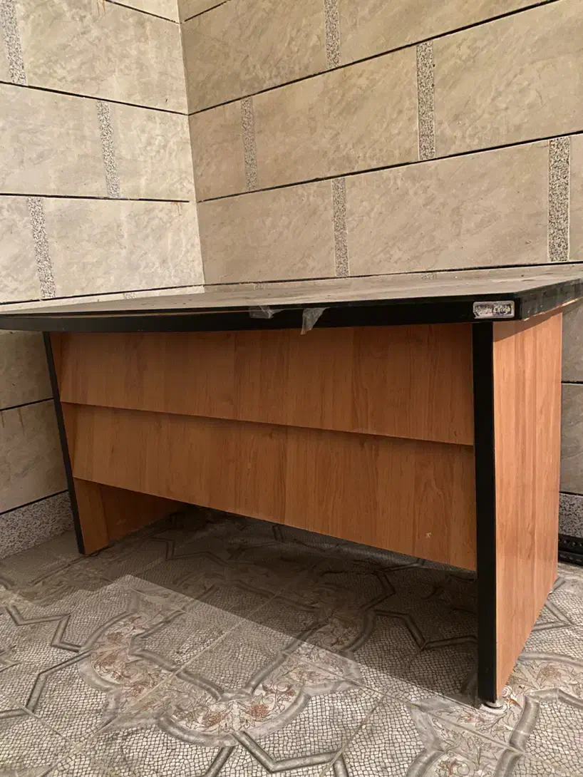 میز بزرگ|میز تحریر و کامپیوتر|ایذه, |دیوار