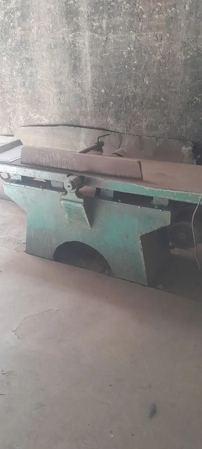 تعدادی دستگاه نجاری وچوب بری سالم به فروش میرسد|ماشینآلات صنعتی|شیراز, فرگاز|دیوار