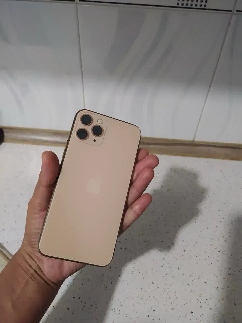 آیفون 11pro|موبایل|گالیکش, |دیوار