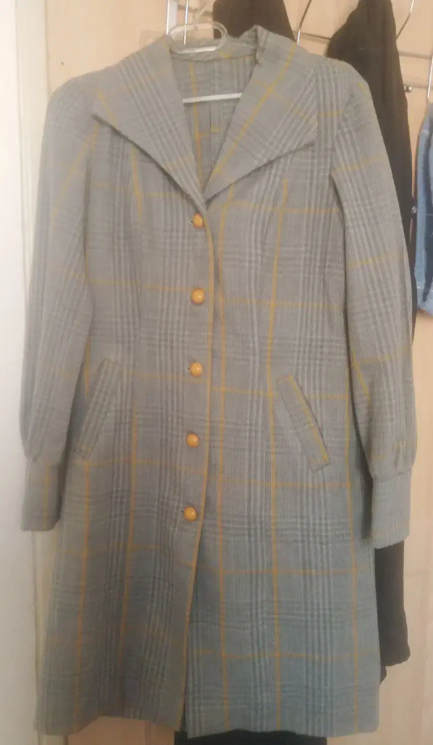 مانتو|لباس|شیروان (خراسان), |دیوار