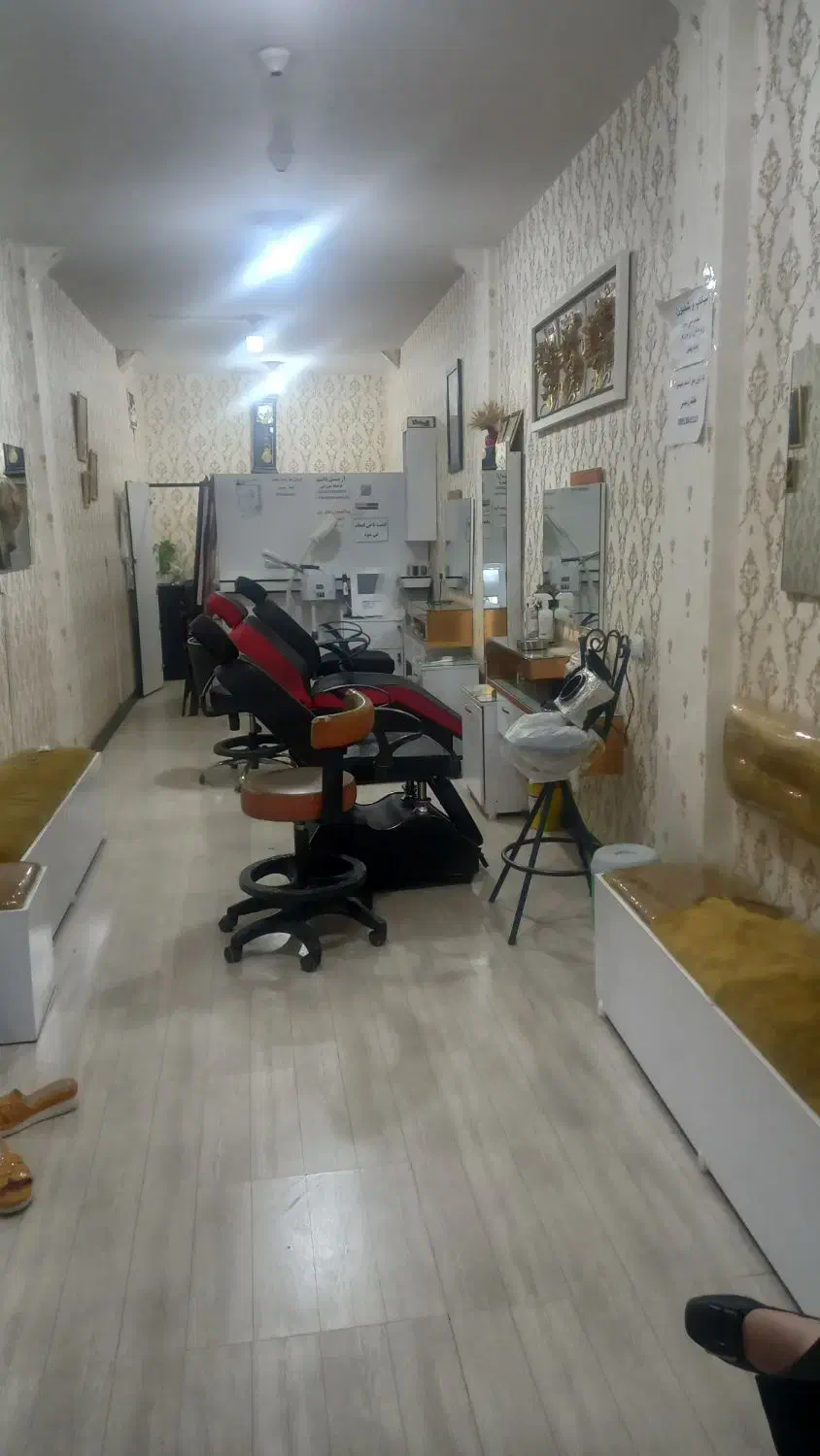 اجاره لاین فیشیال و مژه و بافت مو|آرایشگاه و سالنهای زیبایی|جیرفت, |دیوار
