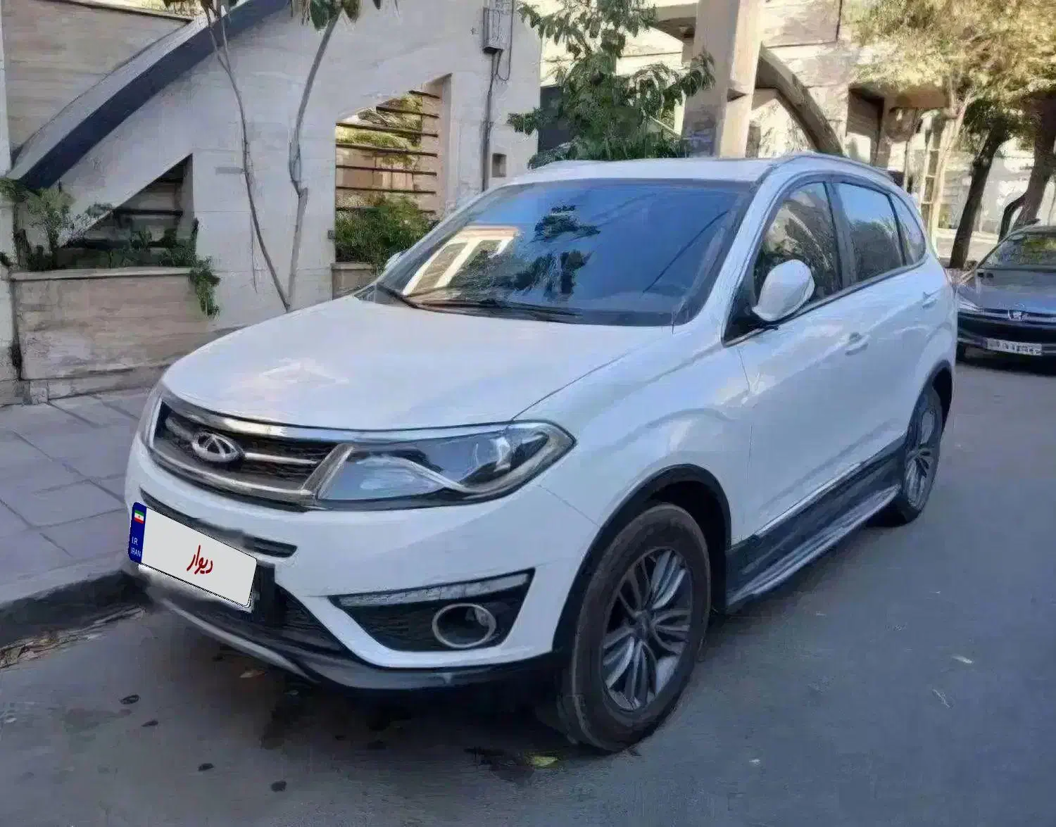 تیگو ۵ سفید بهمن IE 97|خودرو سواری و وانت|اندیشه, اندیشه فاز ۳|دیوار