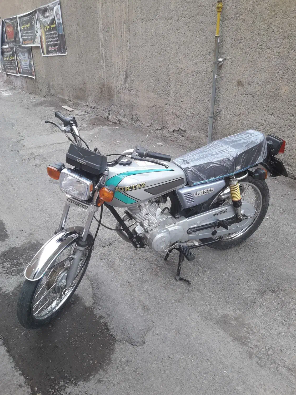 خریدوفروش موتور مدل ۹۰ تمیز سرحال|موتورسیکلت|الیگودرز, |دیوار