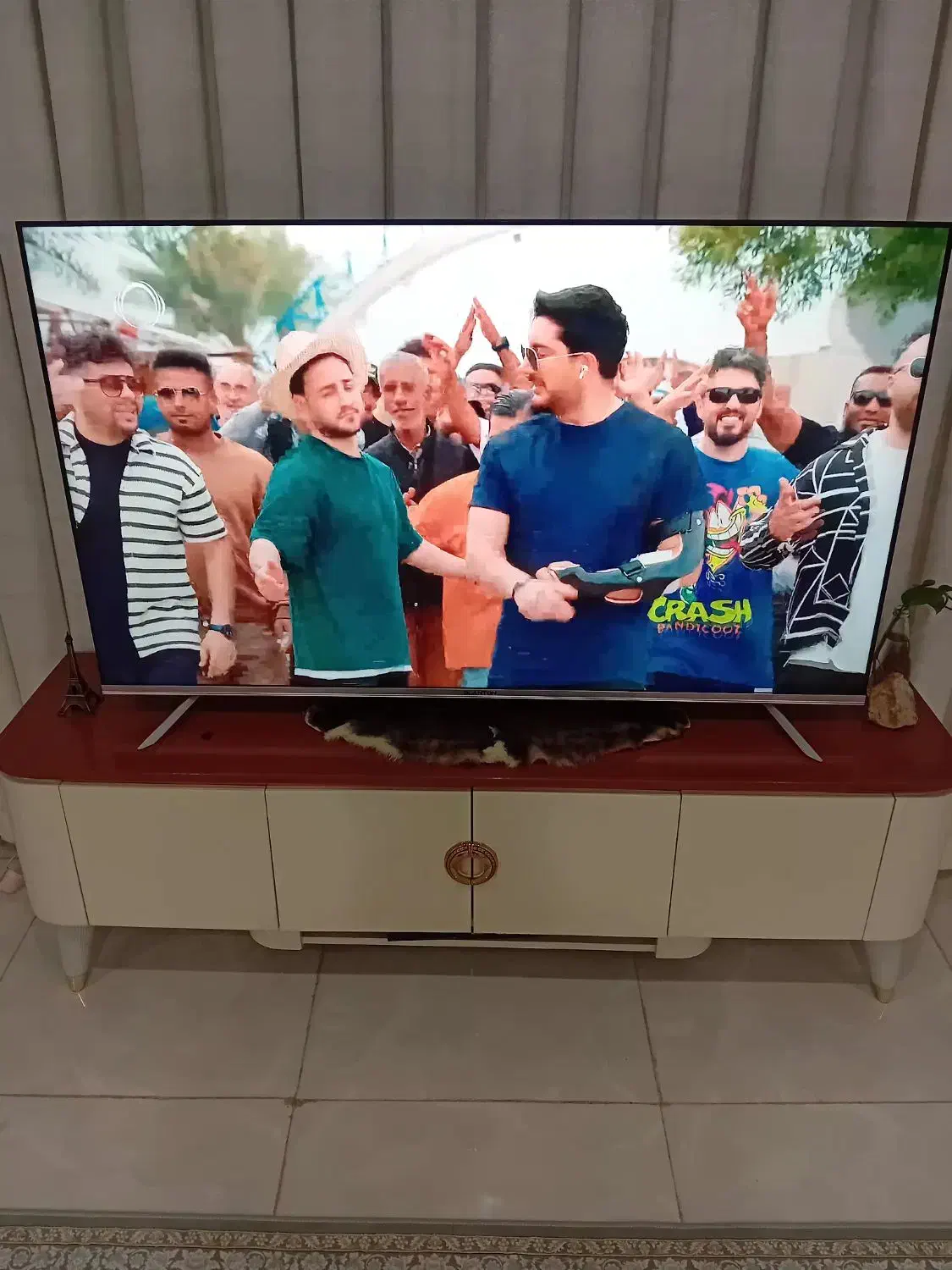 تلوزیون فورکی ultra hd|تلویزیون و پروژکتور|نسیمشهر, |دیوار