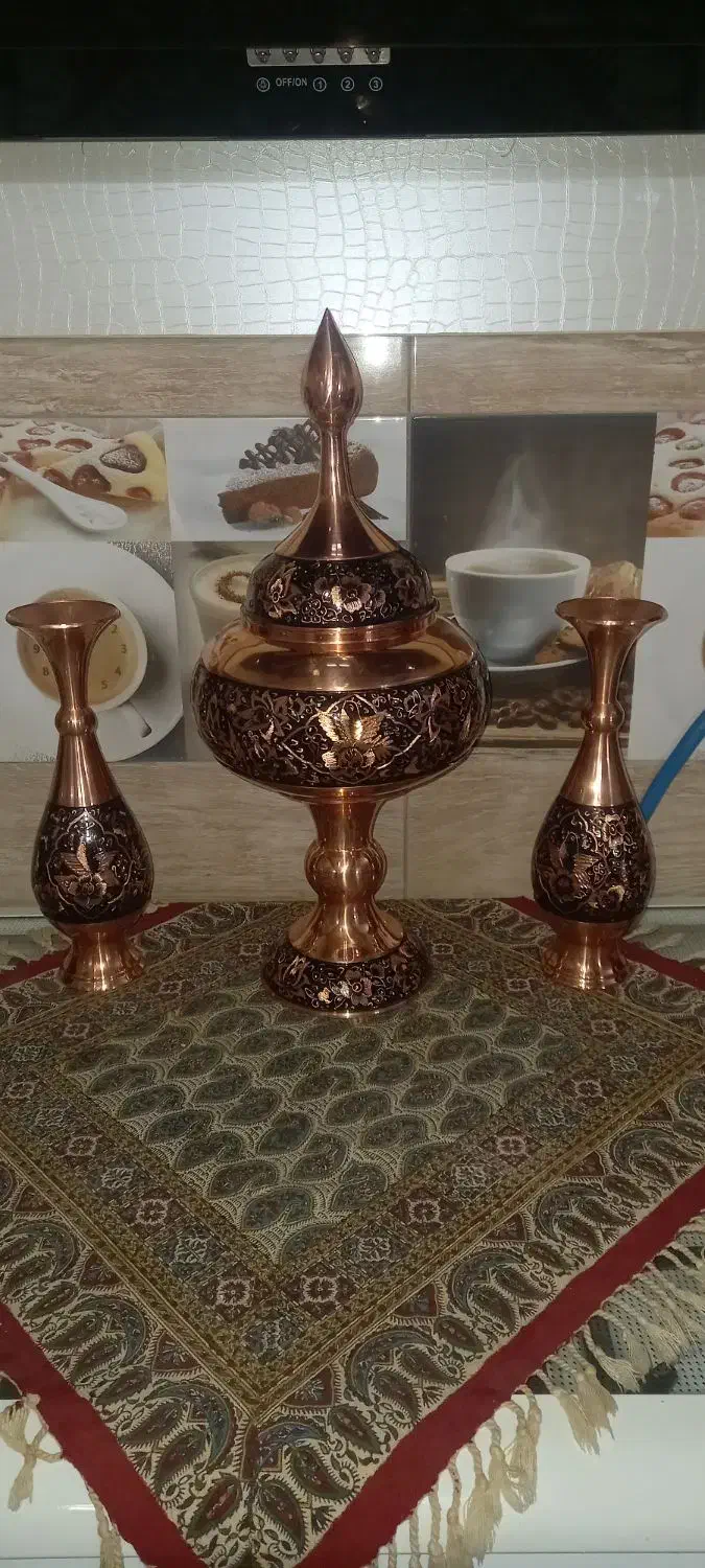گلدان و شکلات خوری الماسی|صنایع دستی و سایر لوازم تزئینی|اصفهان, شهرک ولیعصر|دیوار