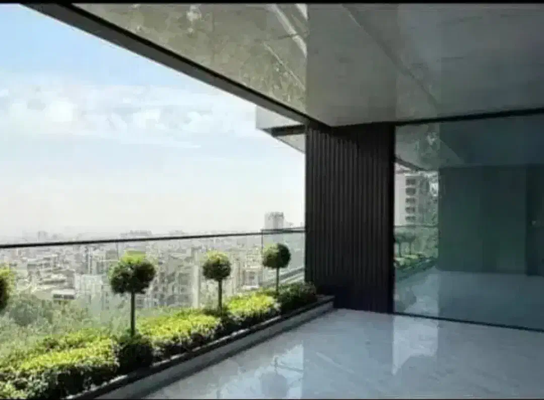 230 متر سه خواب فرمانیه مدرن نوساز کلیدنخورده