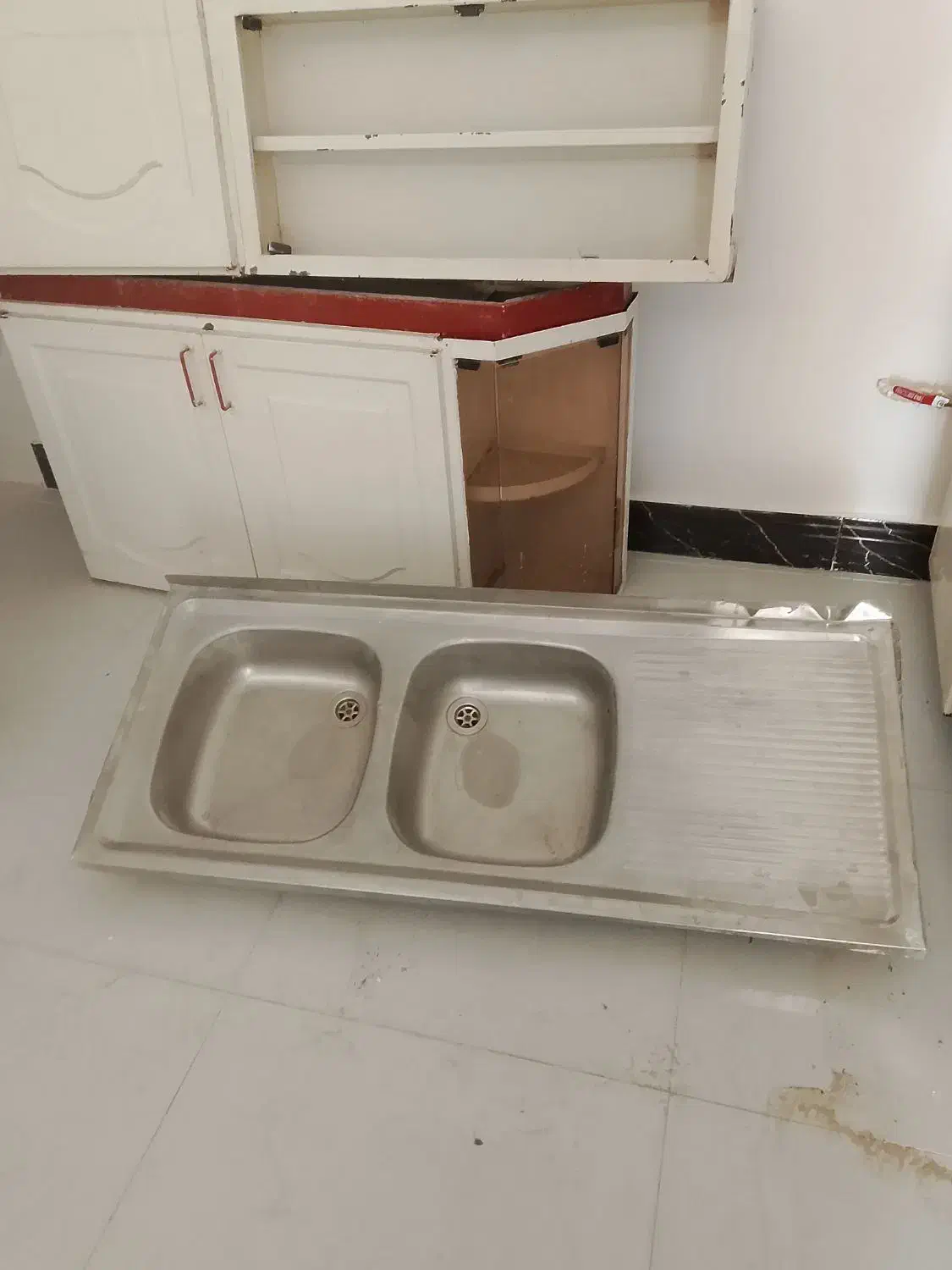 کابینت لوازم آشپزخانه|آب‌چکان و نظم‌دهنده ظروف|چناران, |دیوار