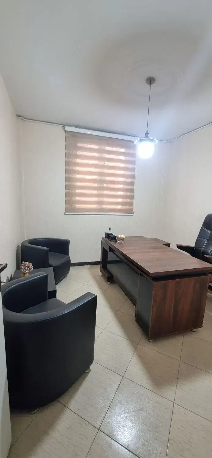 اجاره اتاق مبله در بهترین لوکیشن و جای پارک فراوان|اجارهٔ دفتر کار، اتاق اداری، مطب|کرج, کوی مدرس|دیوار