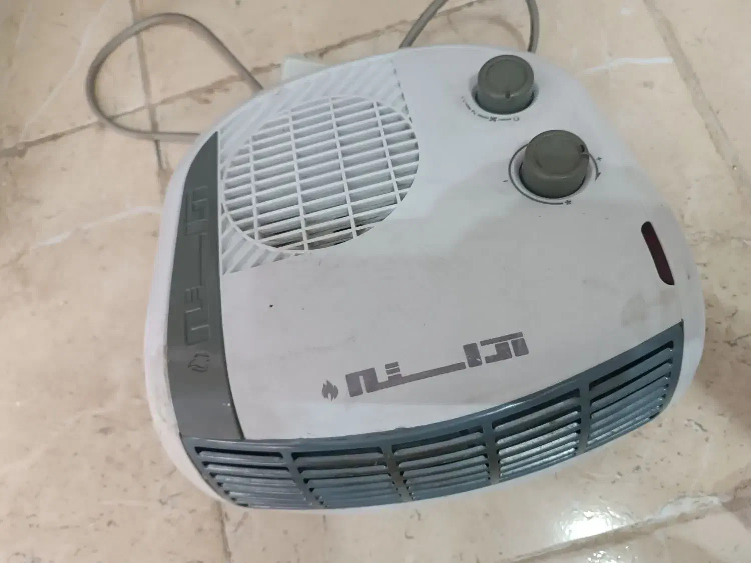 بخاری هیتر برقی قوی|بخاری، هیتر، شومینه|تولم شهر, |دیوار