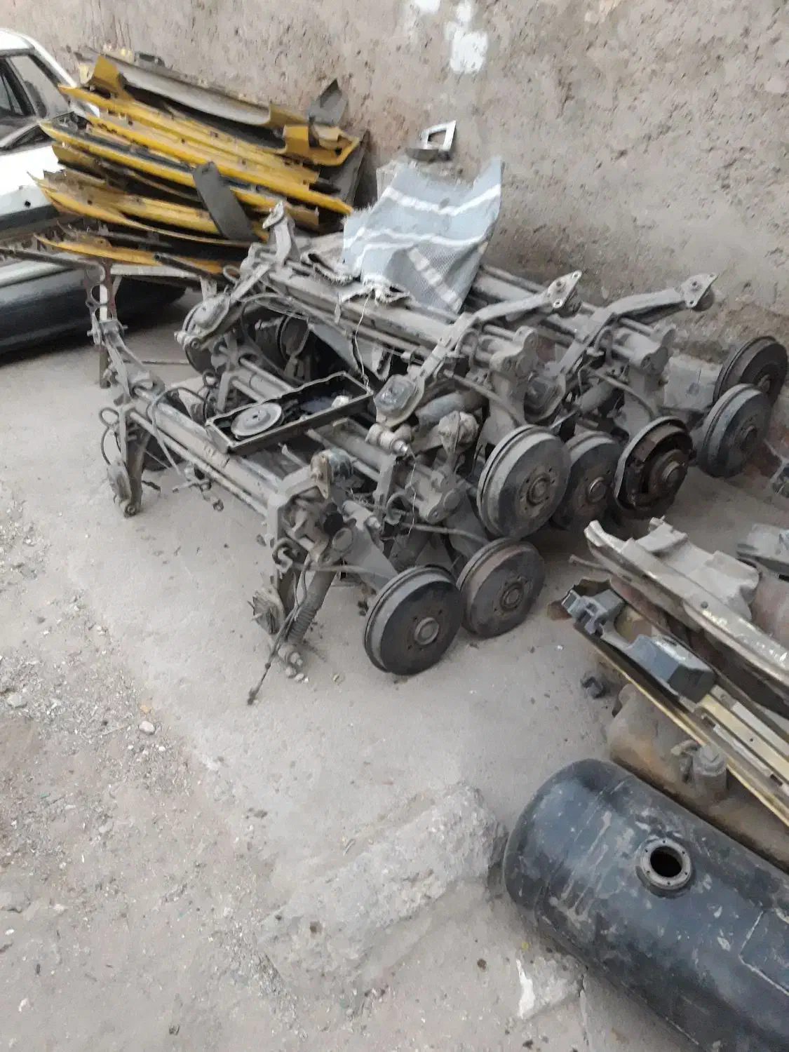 استوک پژو پراید اردی پیکان پی کی|قطعات یدکی و لوازم جانبی|اصفهان, کوهانستان|دیوار