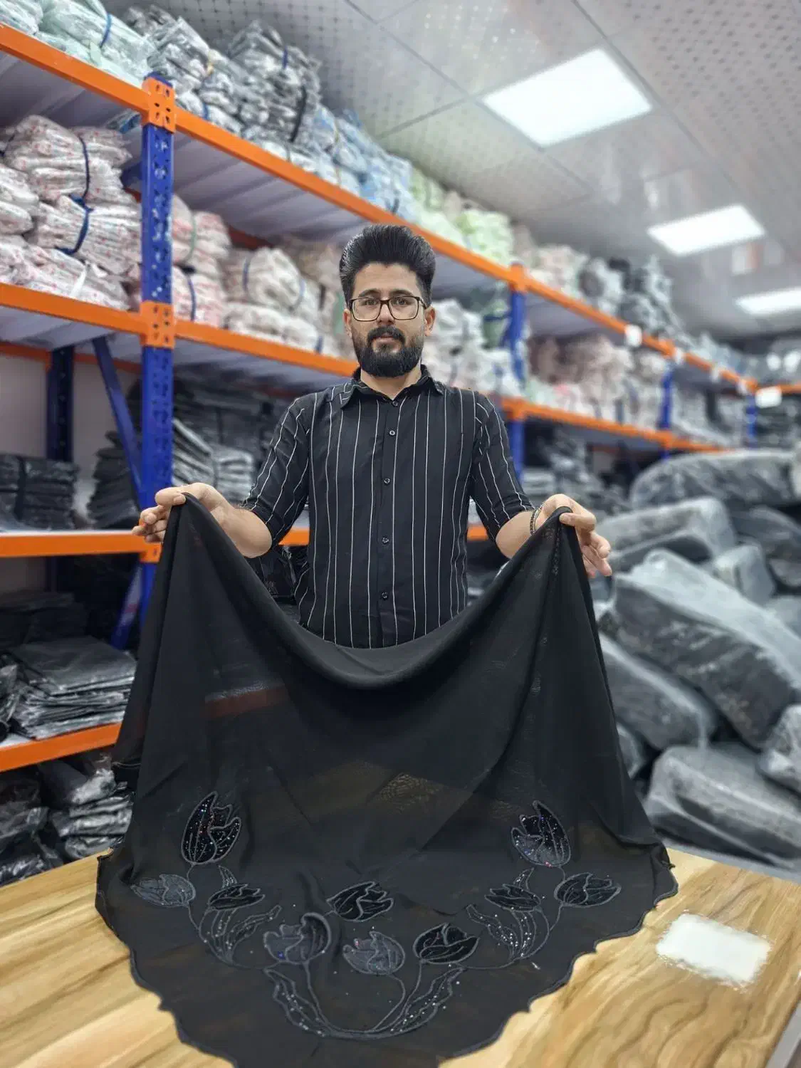 کار در منزل شال و روسری|لباس|رشت, لاکان|دیوار