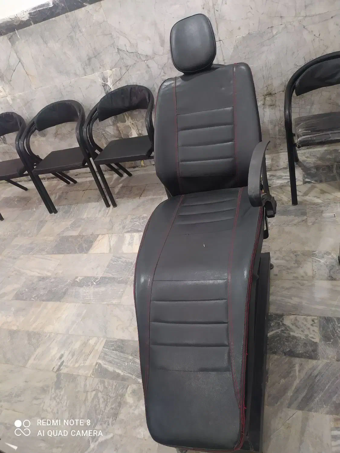 دوعدد صندلی اصلاح|آرایشگاه و سالن‌های زیبایی|کرمانشاه, |دیوار