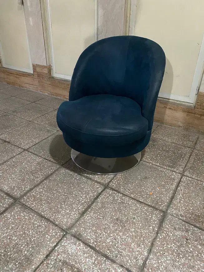 مبل تکی گردون سرمه ای دو عدد صندلی صورتی دو عدد|صندلی و نیمکت|کرج, حسن آباد|دیوار