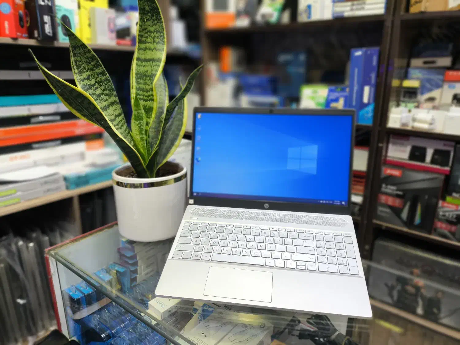 لپ تاپ پاویلیون نسل ۸/core i5  با هارد 1TB|رایانه همراه|کرمانشاه, |دیوار