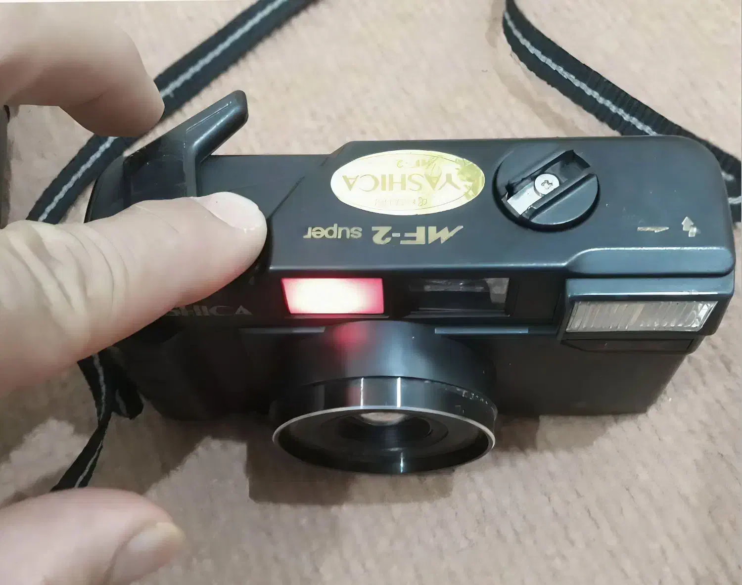 دوربین کلکسیونی و ساعت دیجیتال نوستالژی|دوربین عکاسی و فیلمبرداری|شوشتر, |دیوار