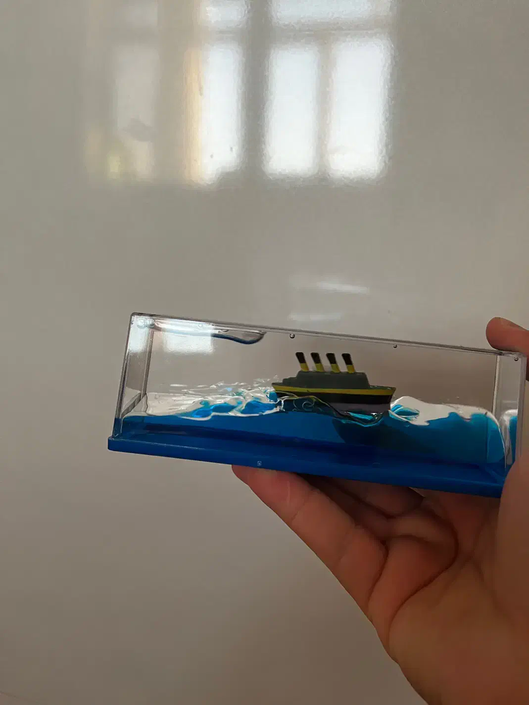 کشتی معلق|مجسمه، تندیس، ماکت|اردبیل, |دیوار