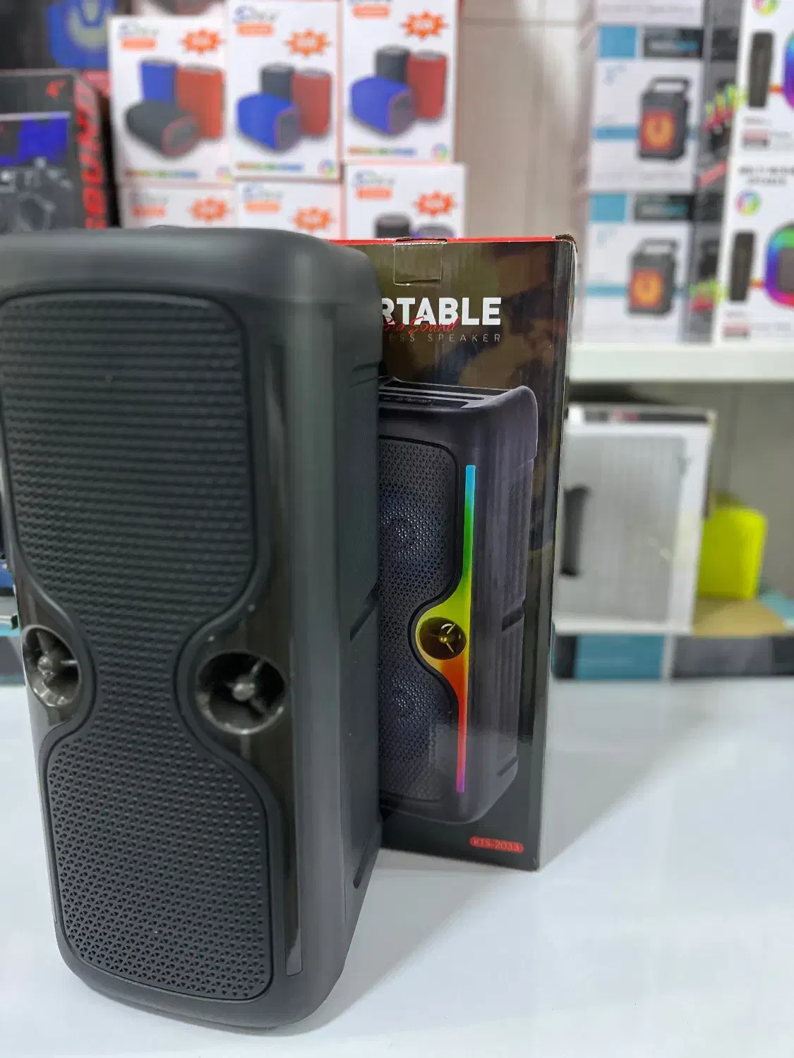 اسپیکر بلوتوثی شارژی میکروفون دار با رقص نور|سیستم صوتی خانگی|زنجان, |دیوار