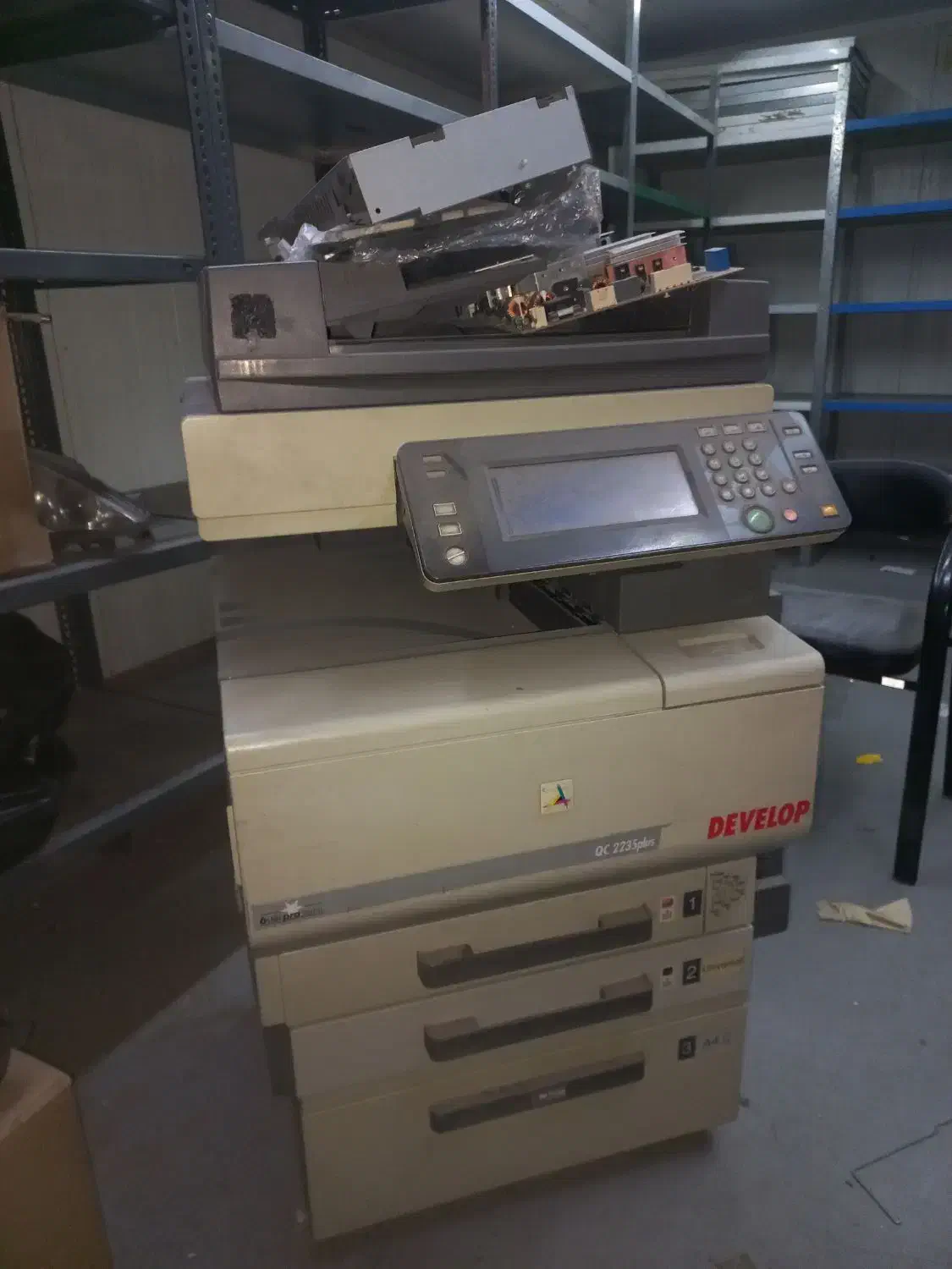 پرینتر رنگی کونیکا|پرینتر، اسکنر، کپی، فکس|فشاپویه, |دیوار