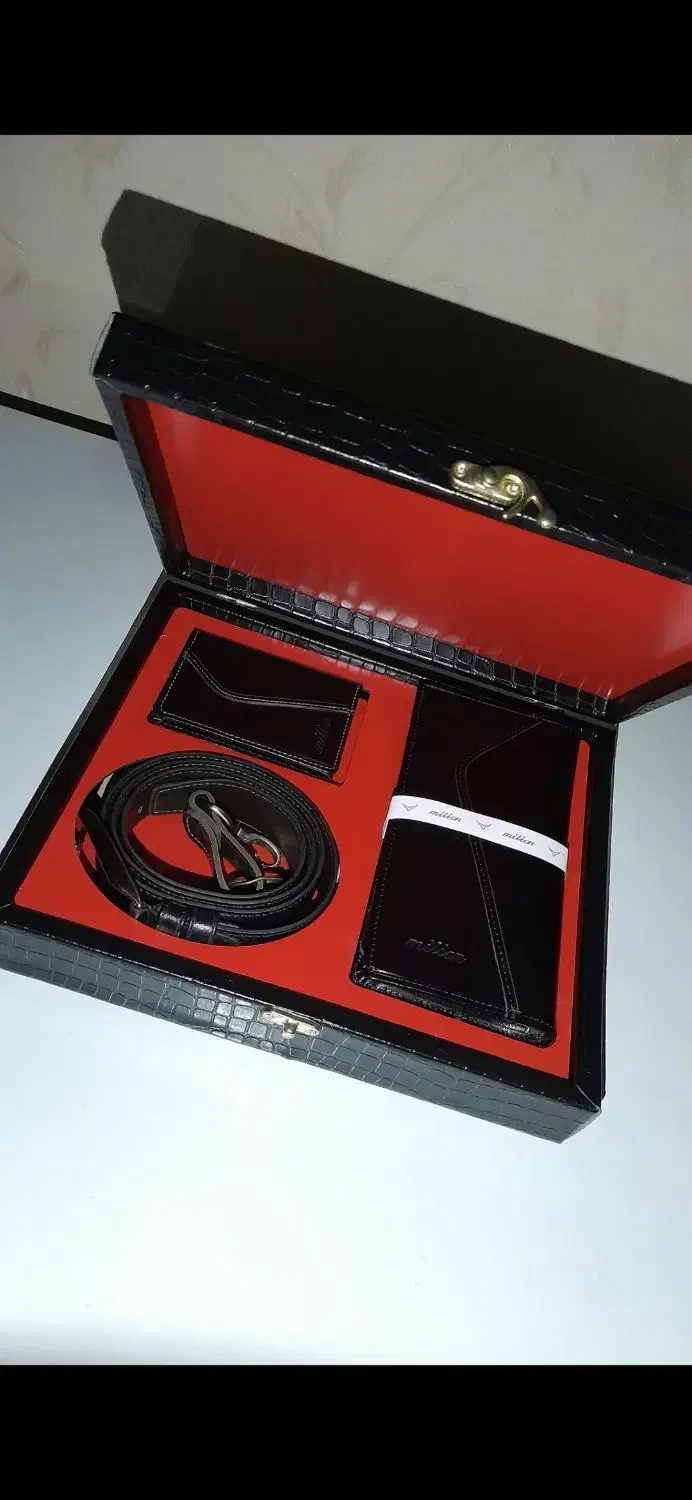 ست ۴ تکه چرم اصل|کیف، کفش، کمربند|آبادان, |دیوار