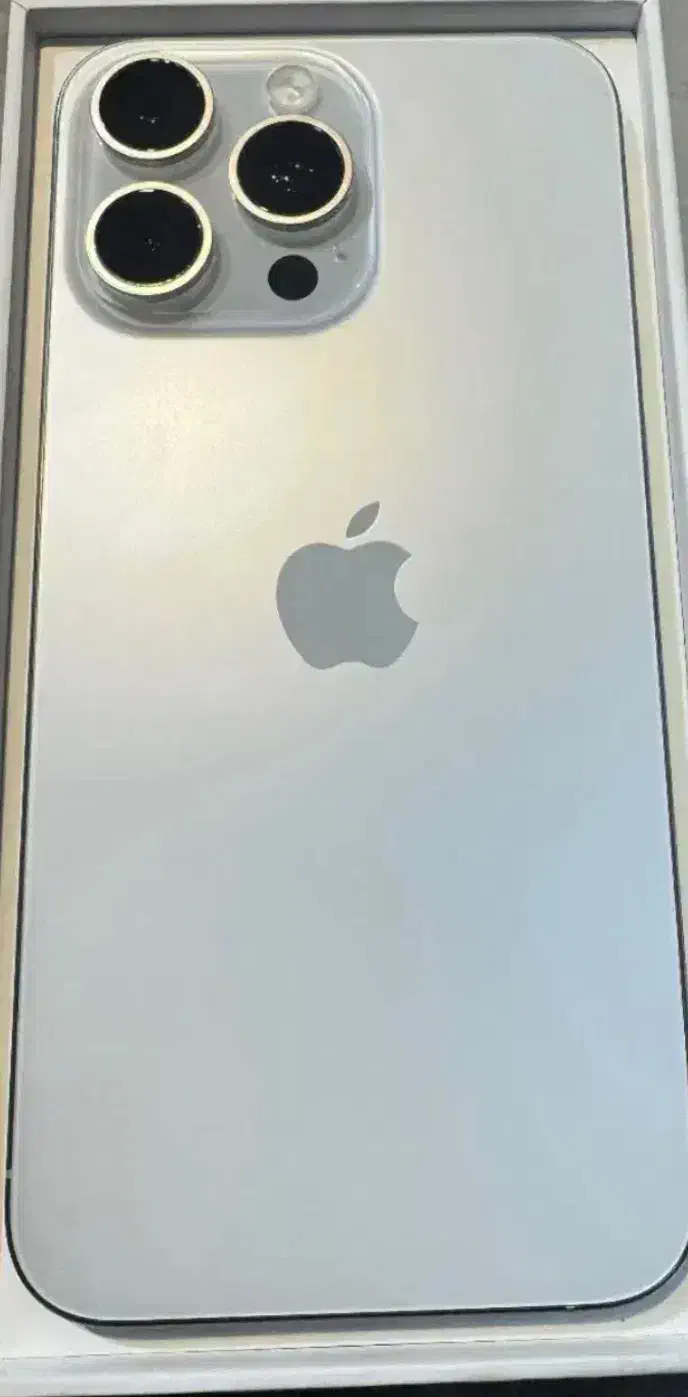 آیفون۱۵پرومکس۲۵۶|موبایل|رباط‌کریم, مسکن مهر آبشناسان|دیوار