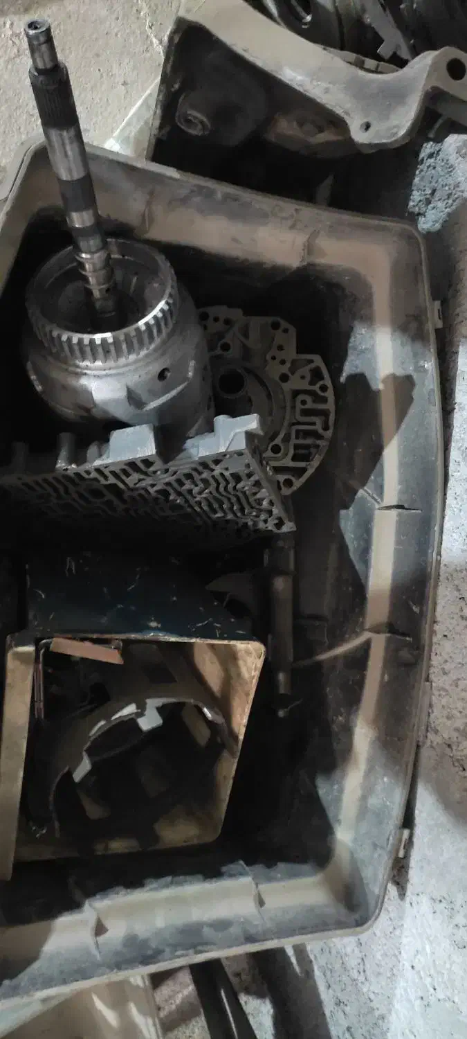 سلام یه سری لوازم کادیلاک بیوک جیپ اهو کلی و تکی|قطعات یدکی و لوازم جانبی|بجنورد, |دیوار