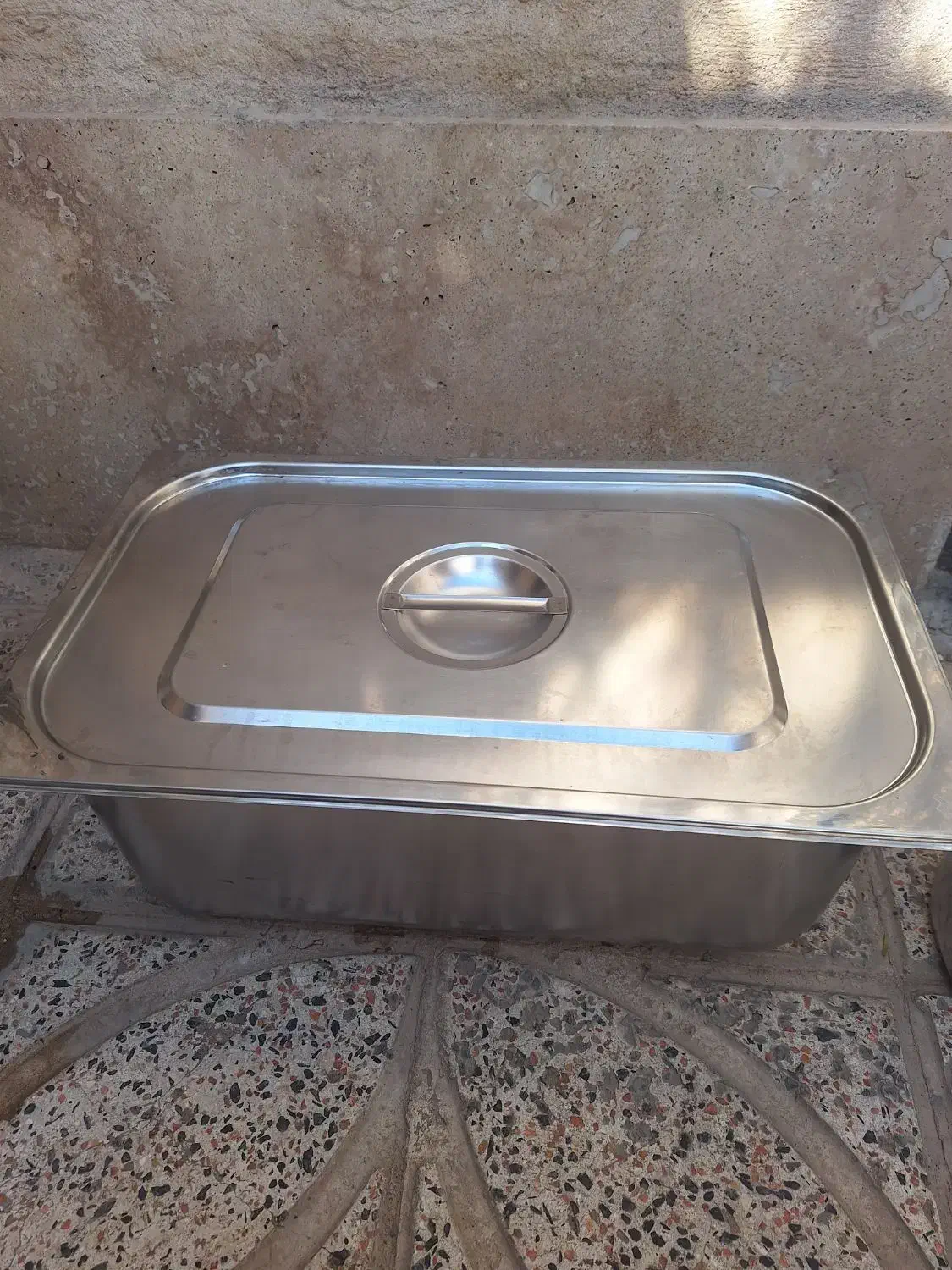 دو عدد ظرف بن ماری در دار بزرگ ۱.۱ و عمق ۲۰ سانت|ظروف پخت‌وپز|ملارد, |دیوار